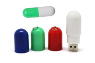 Pilule en plastique USB de couleur verte de la marque 8GB 3,0 de la vie d'exposition d'approvisionnement d'usine avec le logo et le paquet adaptés aux besoins du client