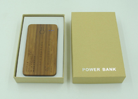 Boîte en bois découpée par matériel de livre blanc de forme de place de banque de puissance d'érable emballée
