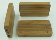 Boîte en bois découpée par matériel de livre blanc de forme de place de banque de puissance d'érable emballée